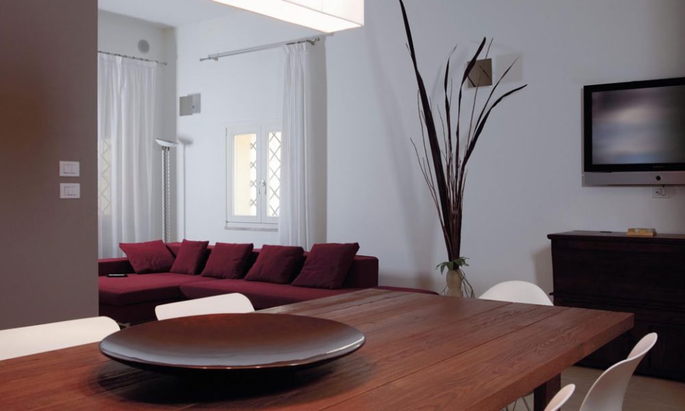finestra-legno-bianco-diamante-interno-scaled